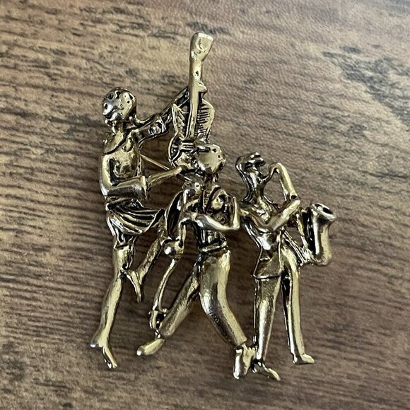 Vintage Jazz Band Motown Musicians Brooch Gold Tone Figural Pin Music Festival - Picture 1 of 5